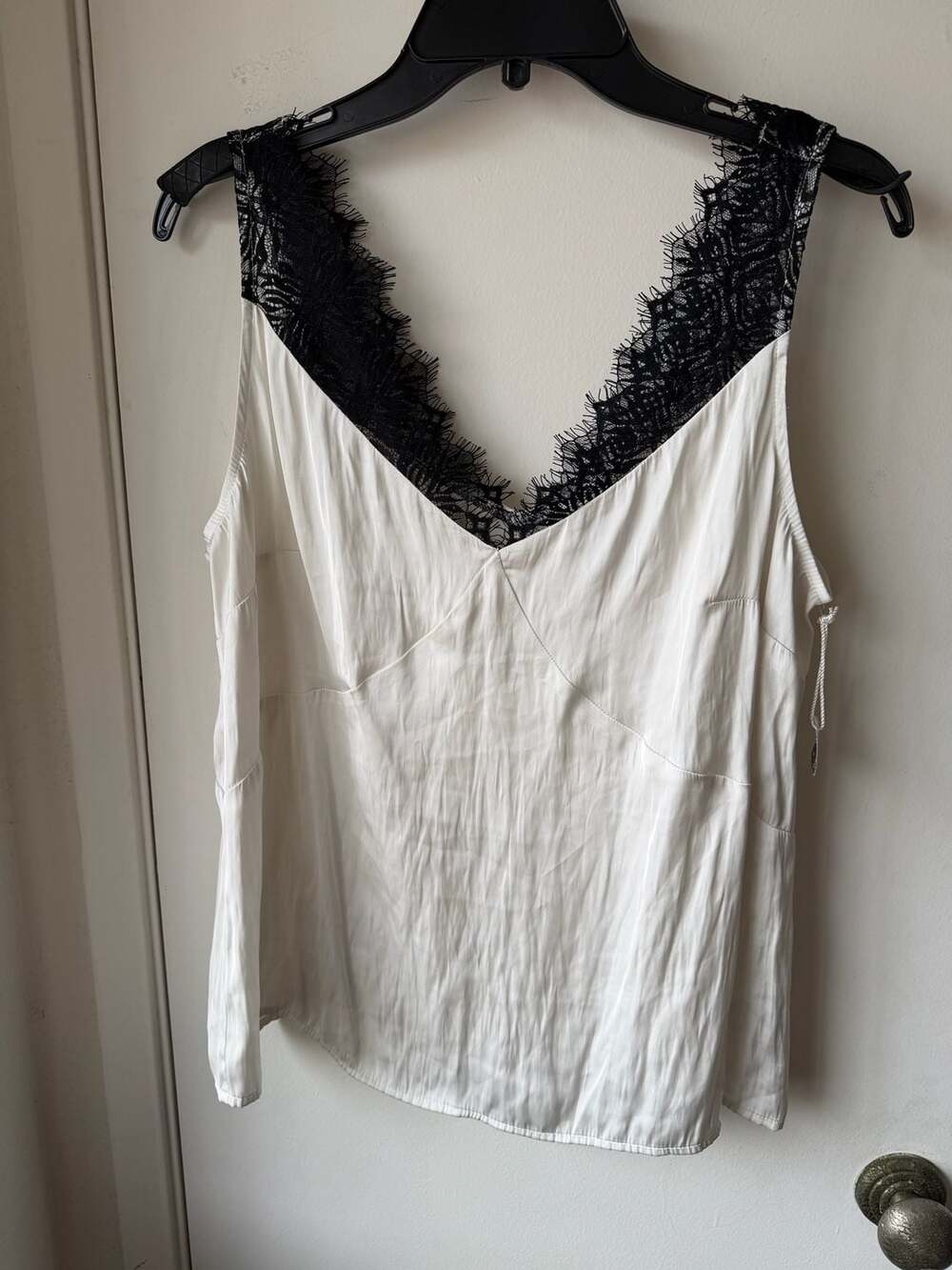 Worthington Lace-Trim Cami Size L White Black Silk-Style Cami Top